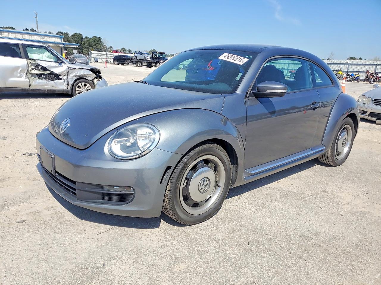 2013 VOLKSWAGEN BEETLE