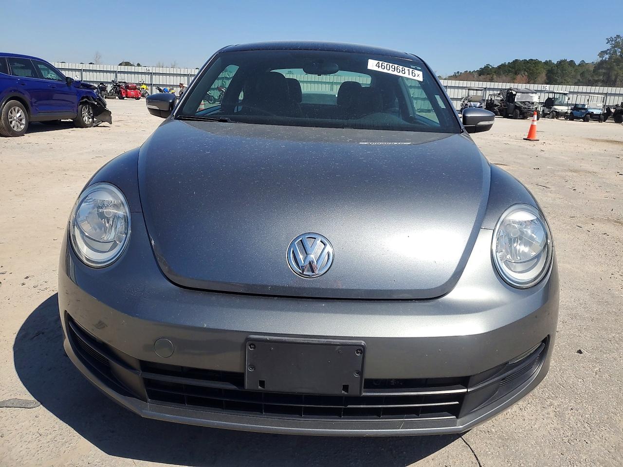 2013 VOLKSWAGEN BEETLE photo 9
