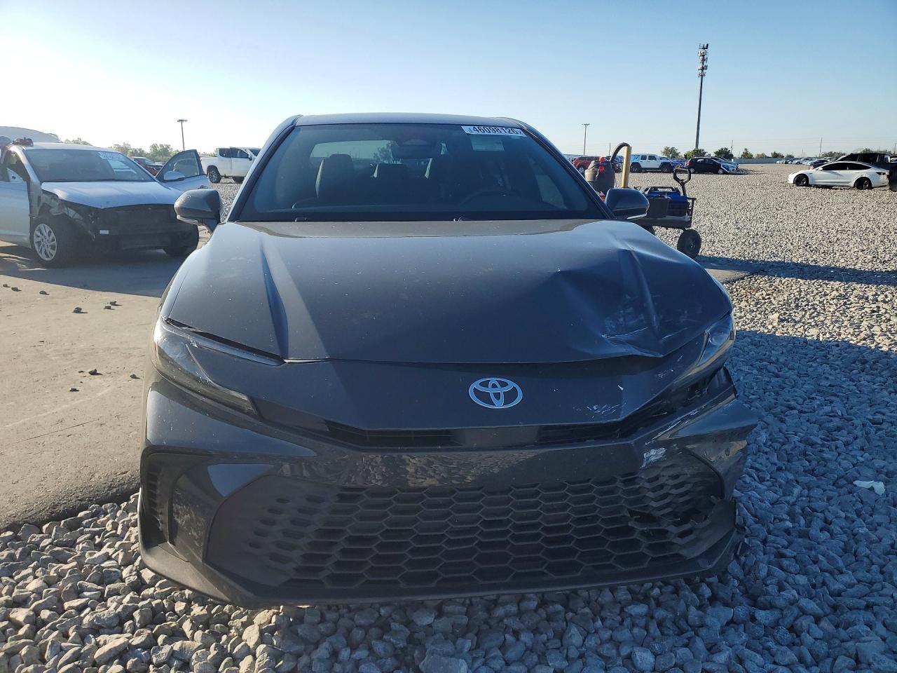 2025 TOYOTA CAMRY SE photo 9