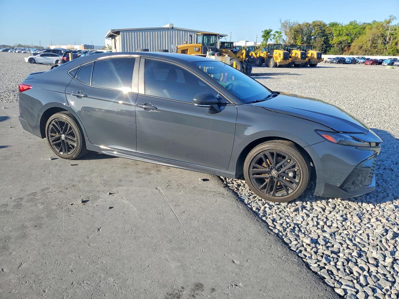 2025 TOYOTA CAMRY SE photo 7