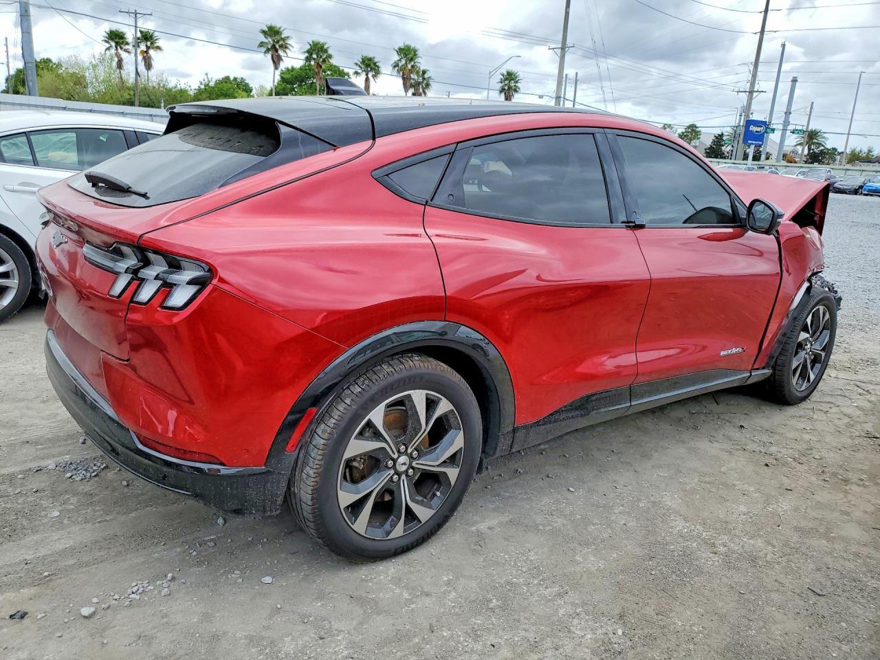 2022 FORD MUSTANG MACH-E PREMIUM photo 5