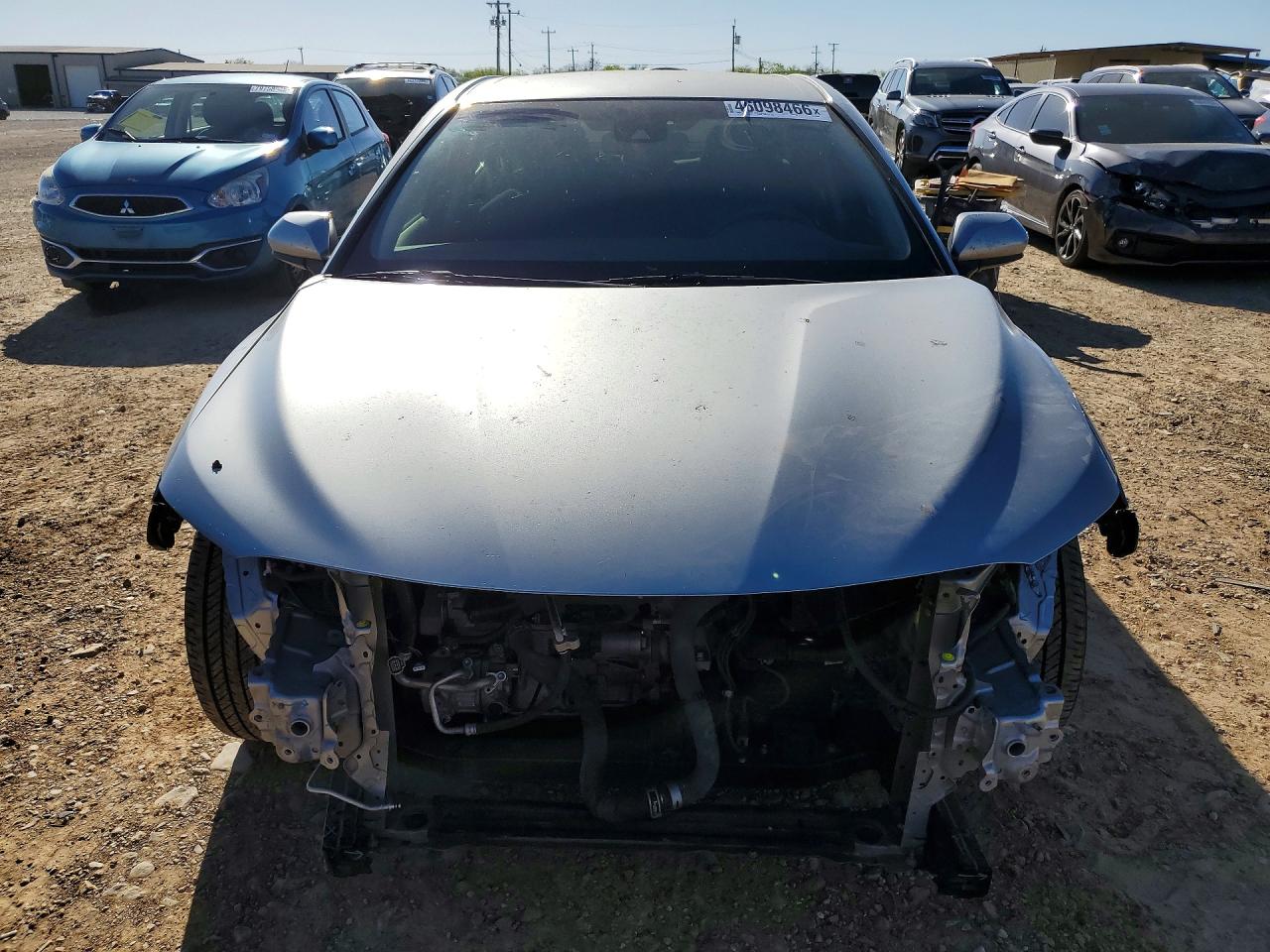 2018 TOYOTA CAMRY LE photo 5