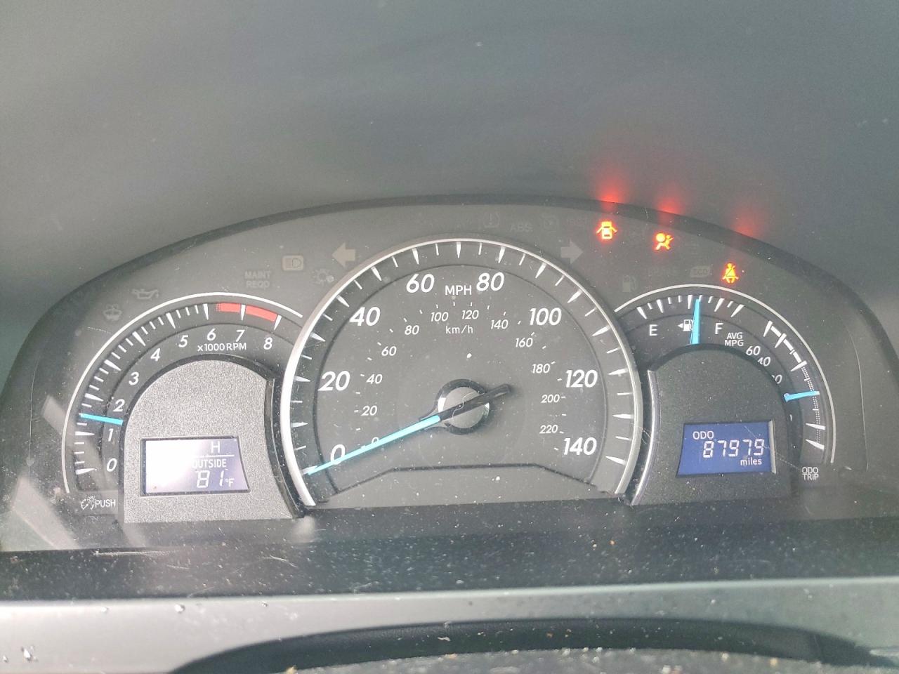 2014 TOYOTA CAMRY LE photo 9