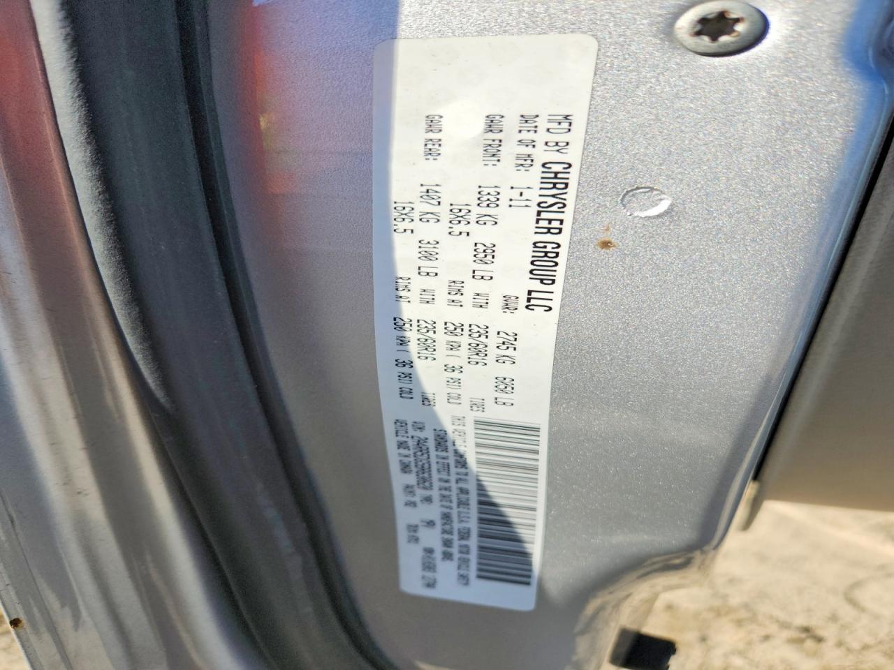 2011 CHRYSLER TOWN & COUNTRY TOURING photo 25