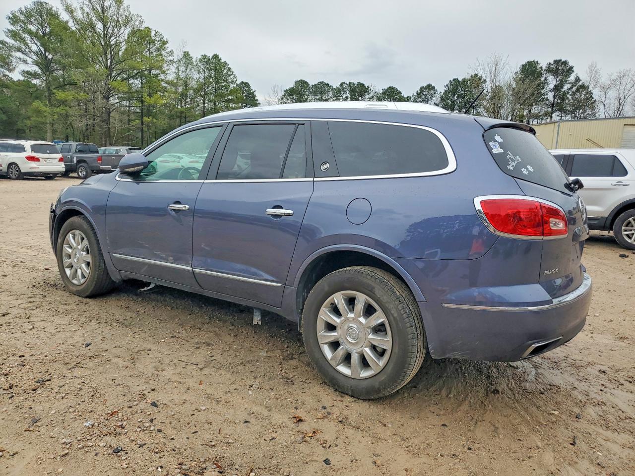 2014 BUICK ENCLAVE photo 2