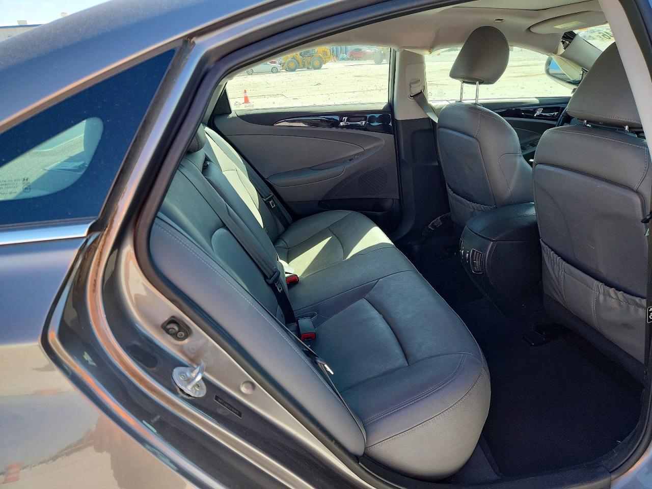 2012 HYUNDAI SONATA LIMITED 2.0T photo 10