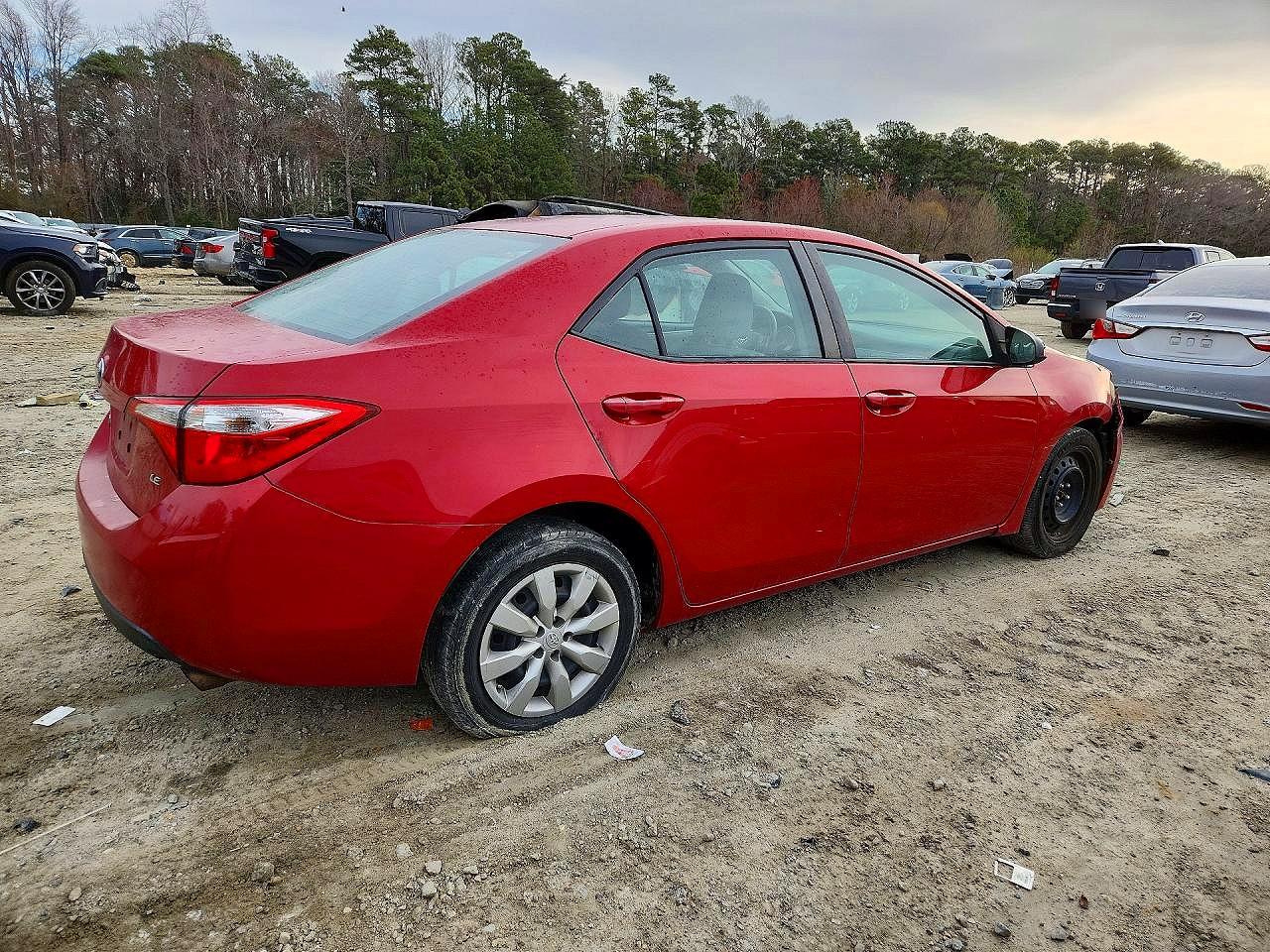 2015 TOYOTA COROLLA LE photo 5