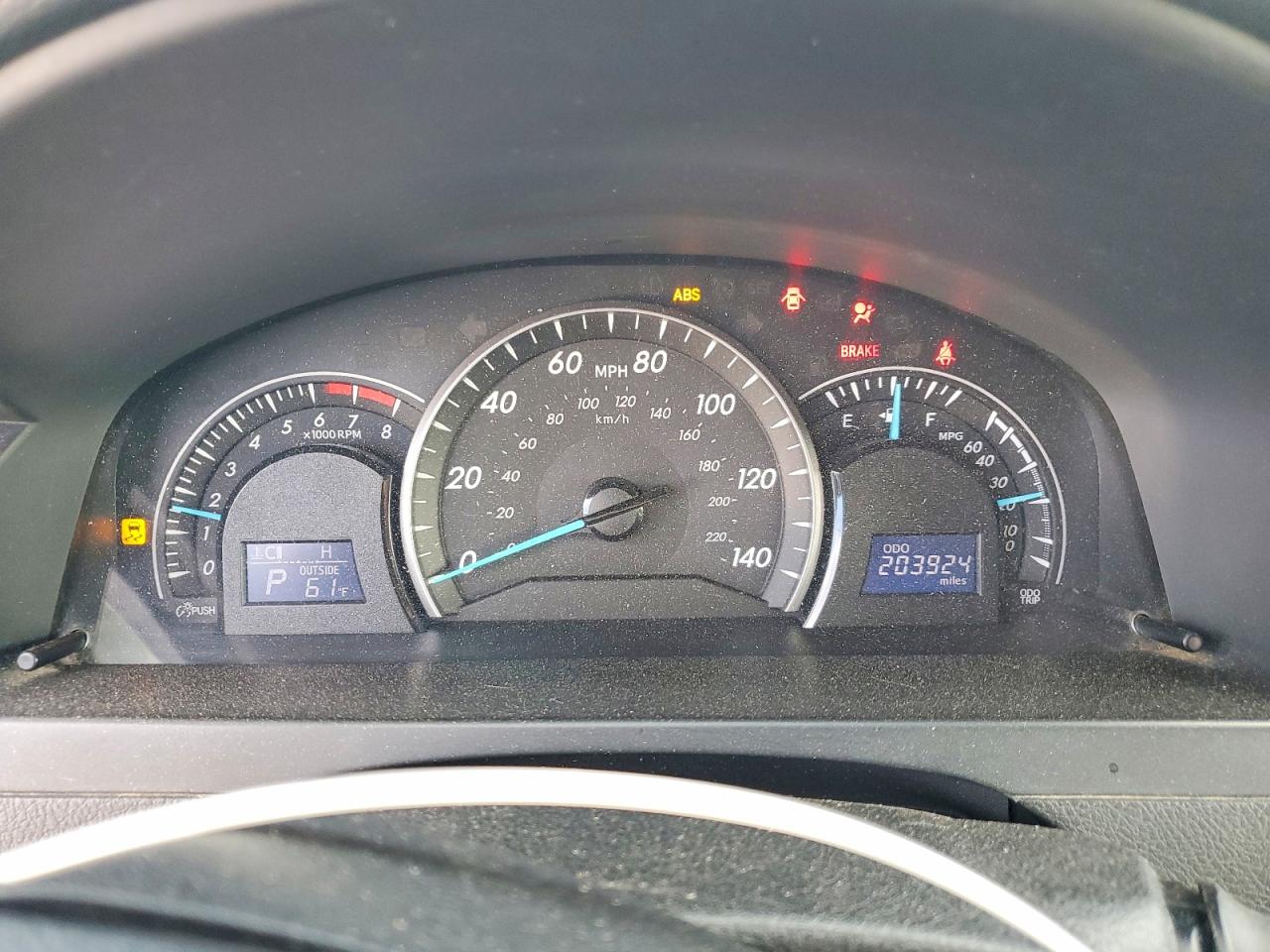 2012 TOYOTA CAMRY LE photo 17