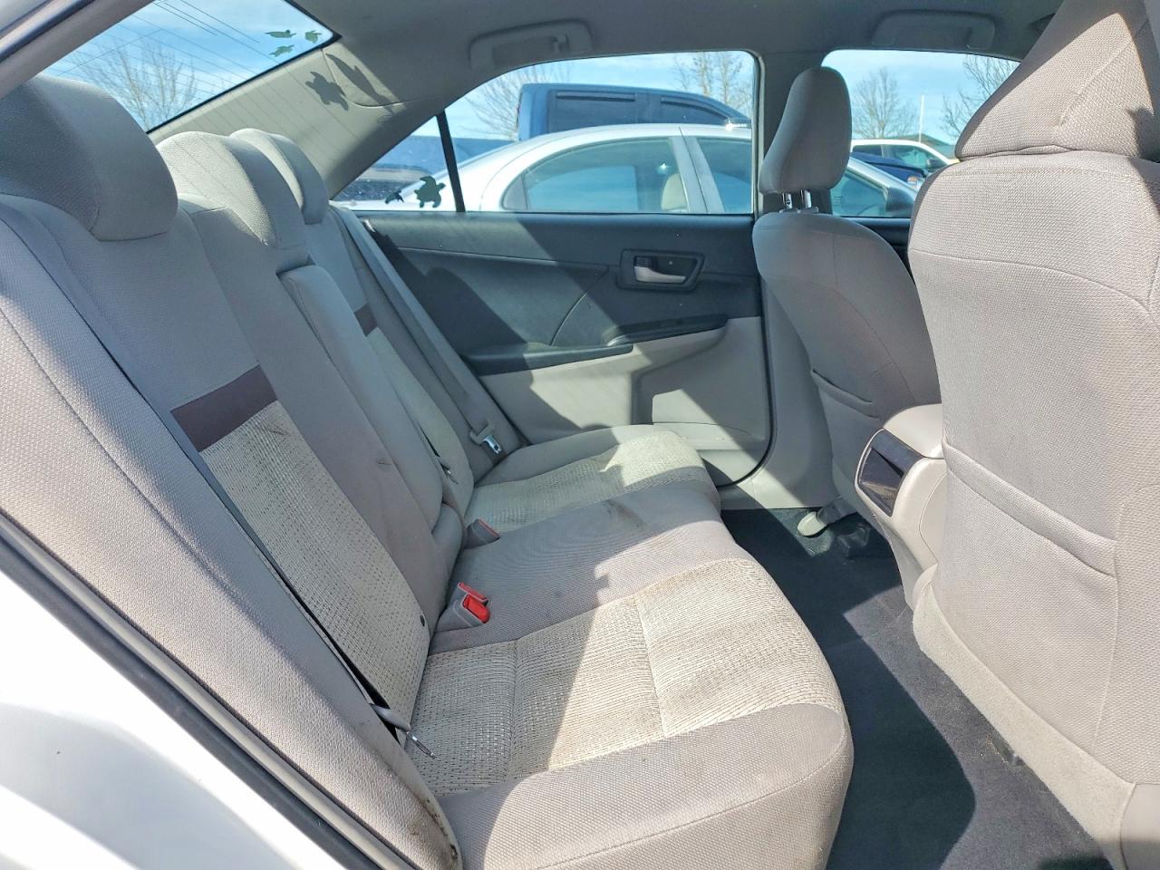 2012 TOYOTA CAMRY LE photo 19