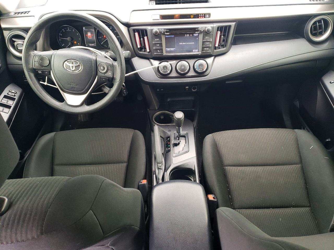 2018 TOYOTA RAV4 LE photo 8