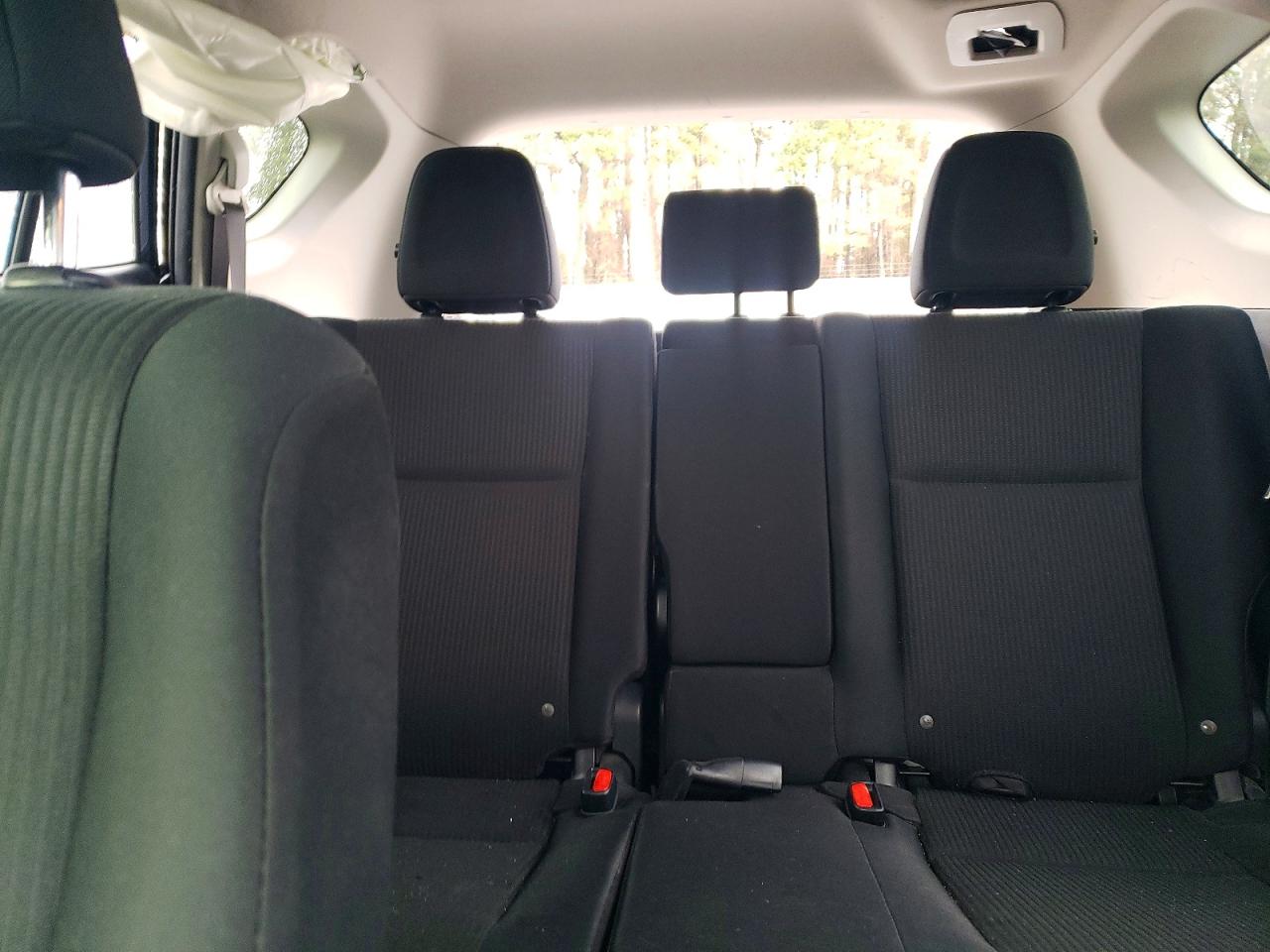 2018 TOYOTA RAV4 LE photo 10