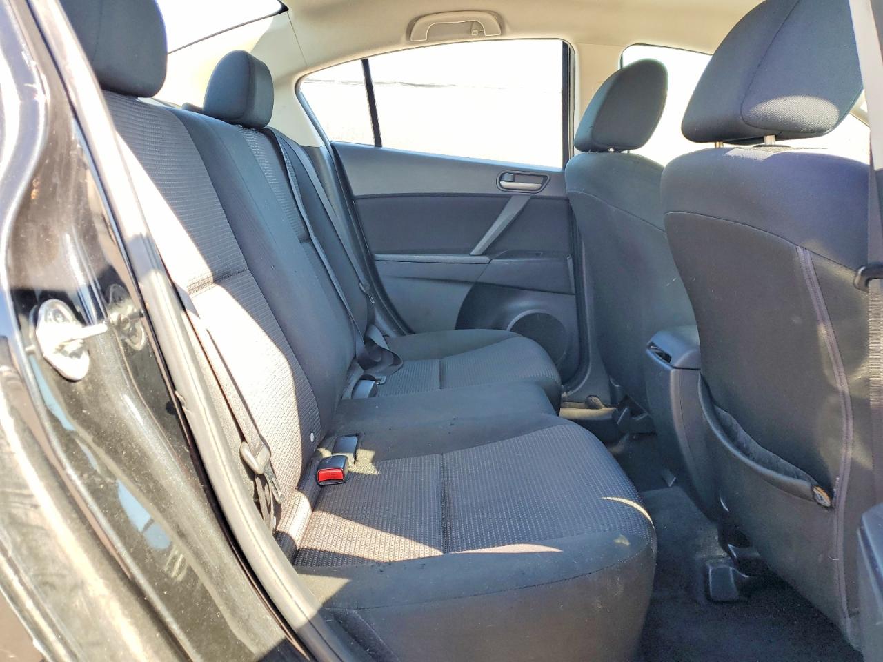 2013 MAZDA 3 I photo 28