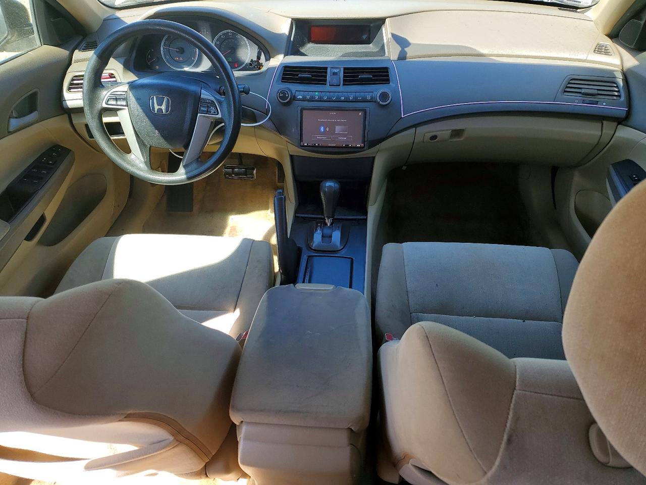 2010 HONDA ACCORD LXP photo 8