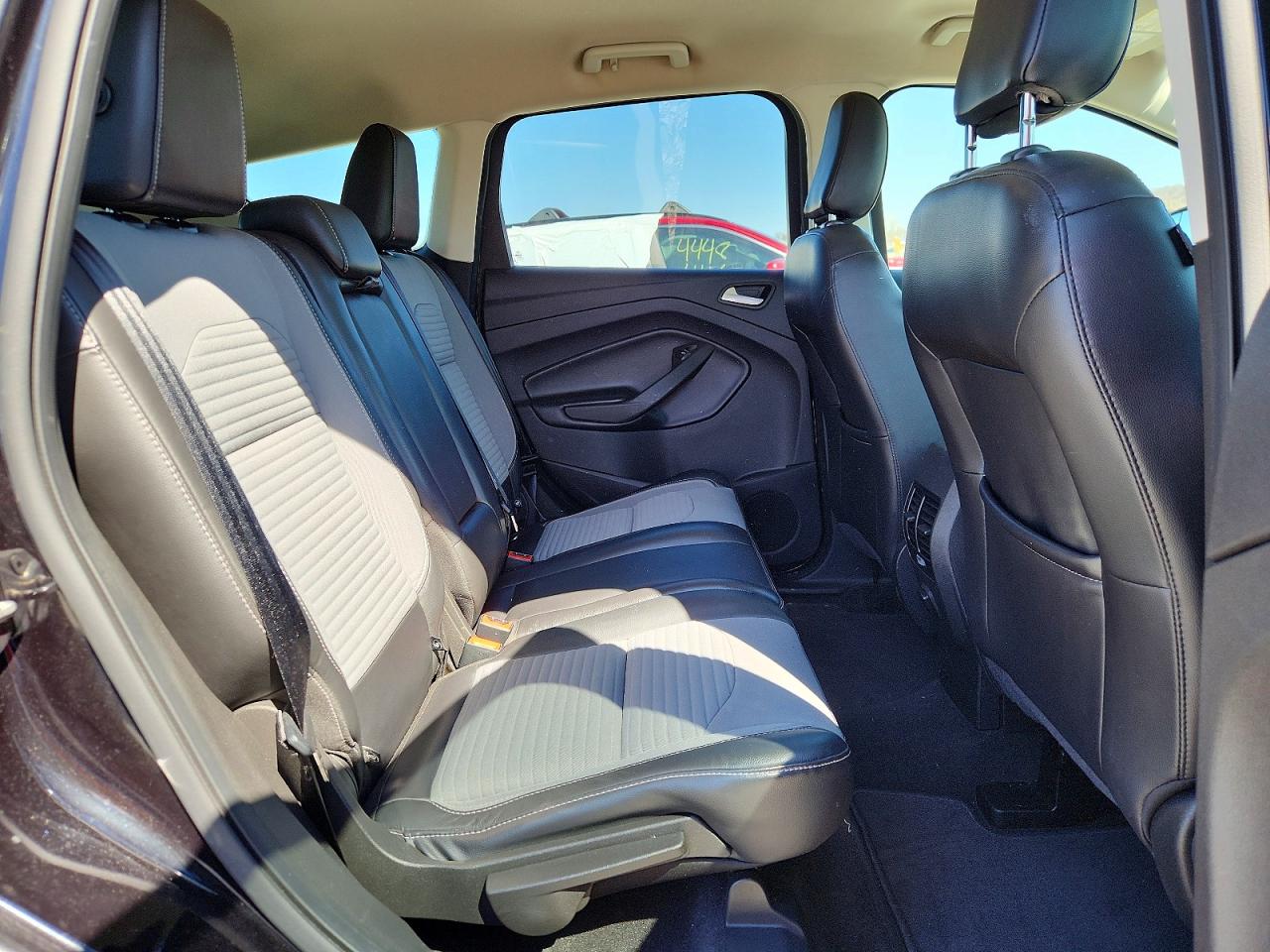 2019 FORD ESCAPE photo 11