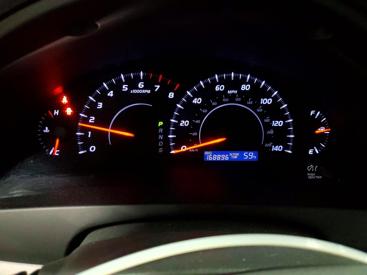 2011 TOYOTA CAMRY LE photo 17