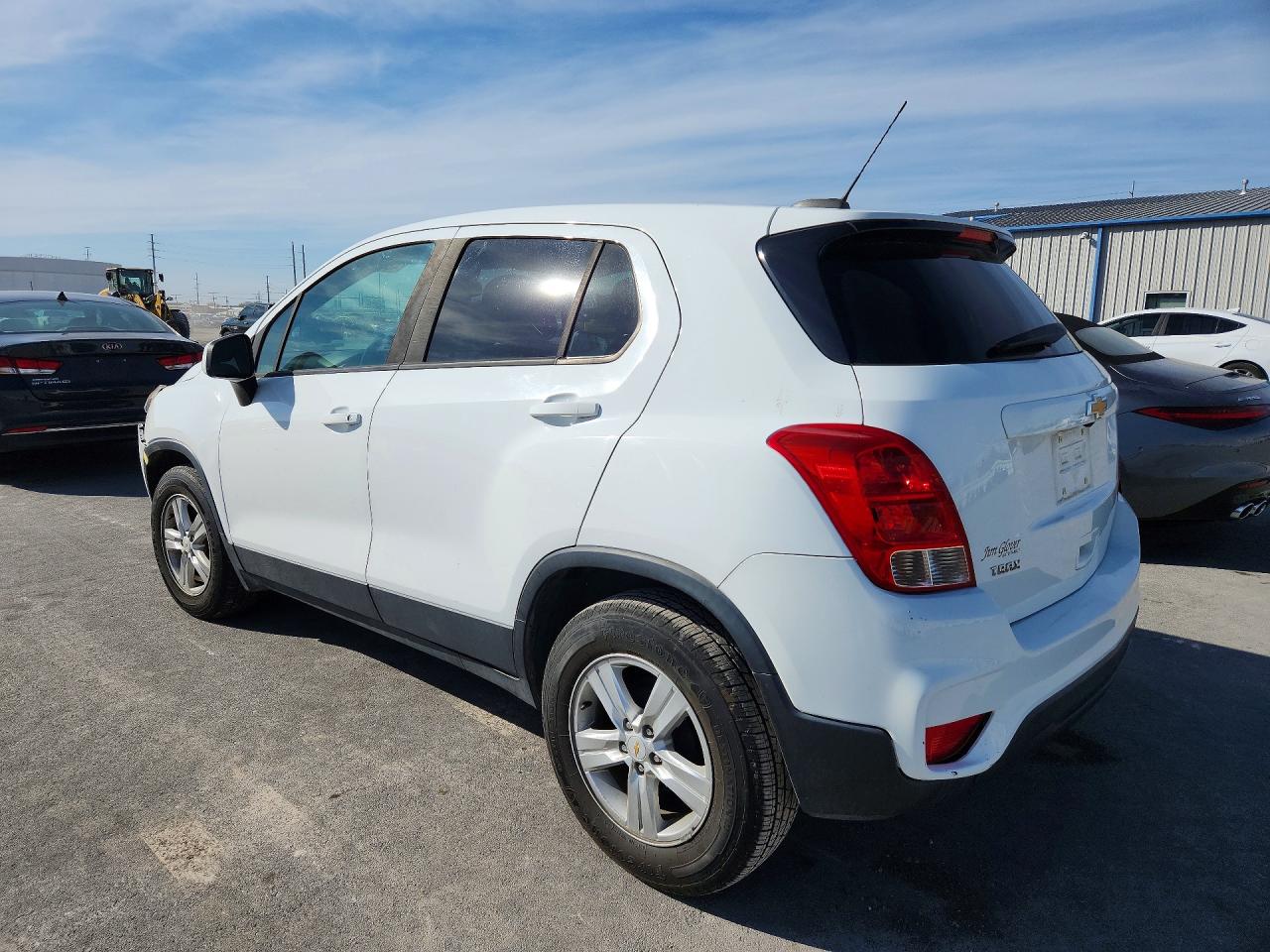2020 CHEVROLET TRAX LS photo 4