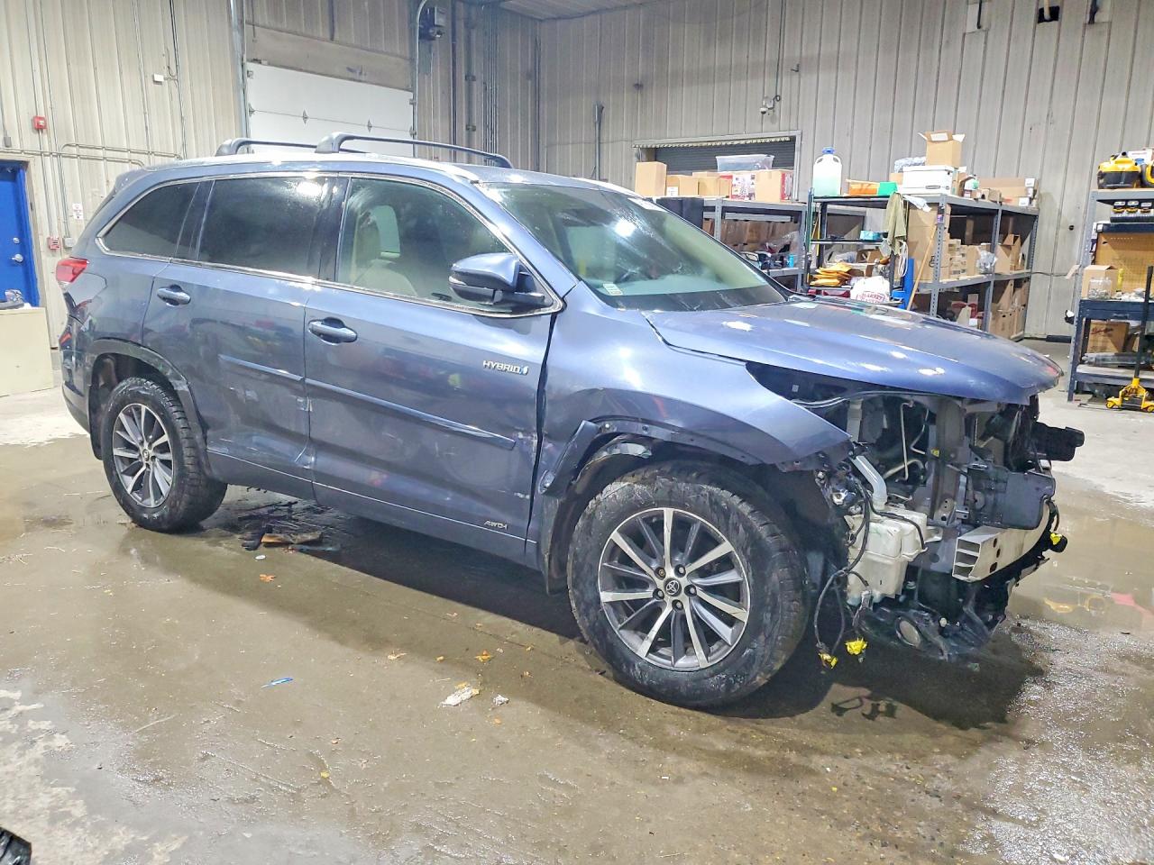 2018 TOYOTA HIGHLANDER HYBRID XLE photo 4