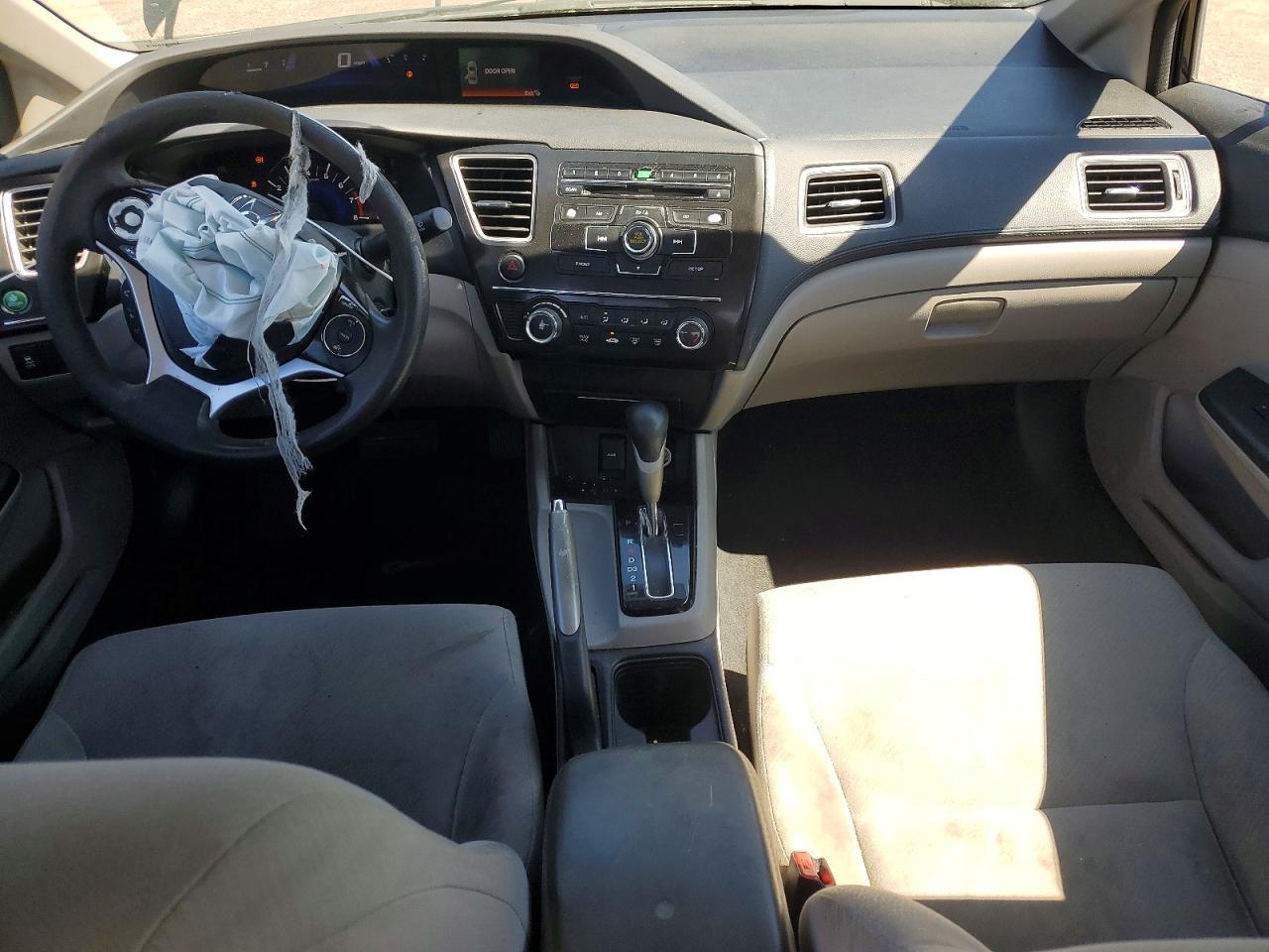 2013 HONDA CIVIC LX photo 22