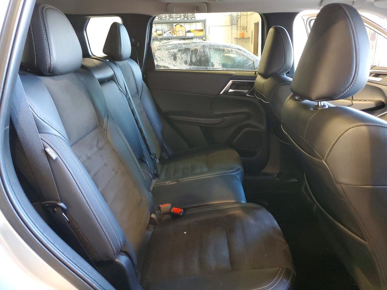 2024 MITSUBISHI OUTLANDER SE photo 21