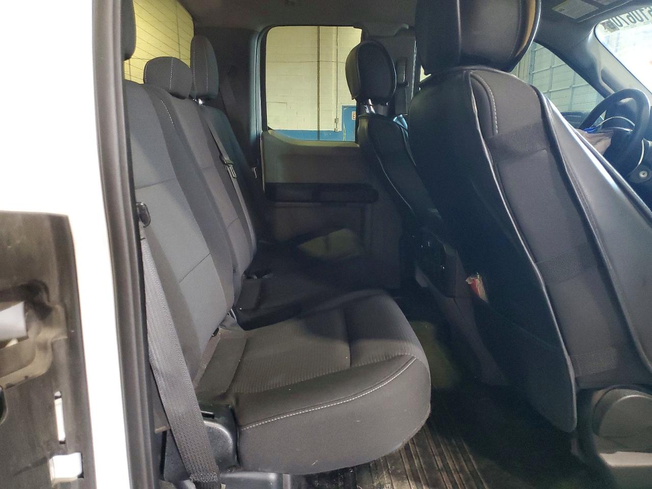 2017 FORD F150 SUPER CAB photo 19