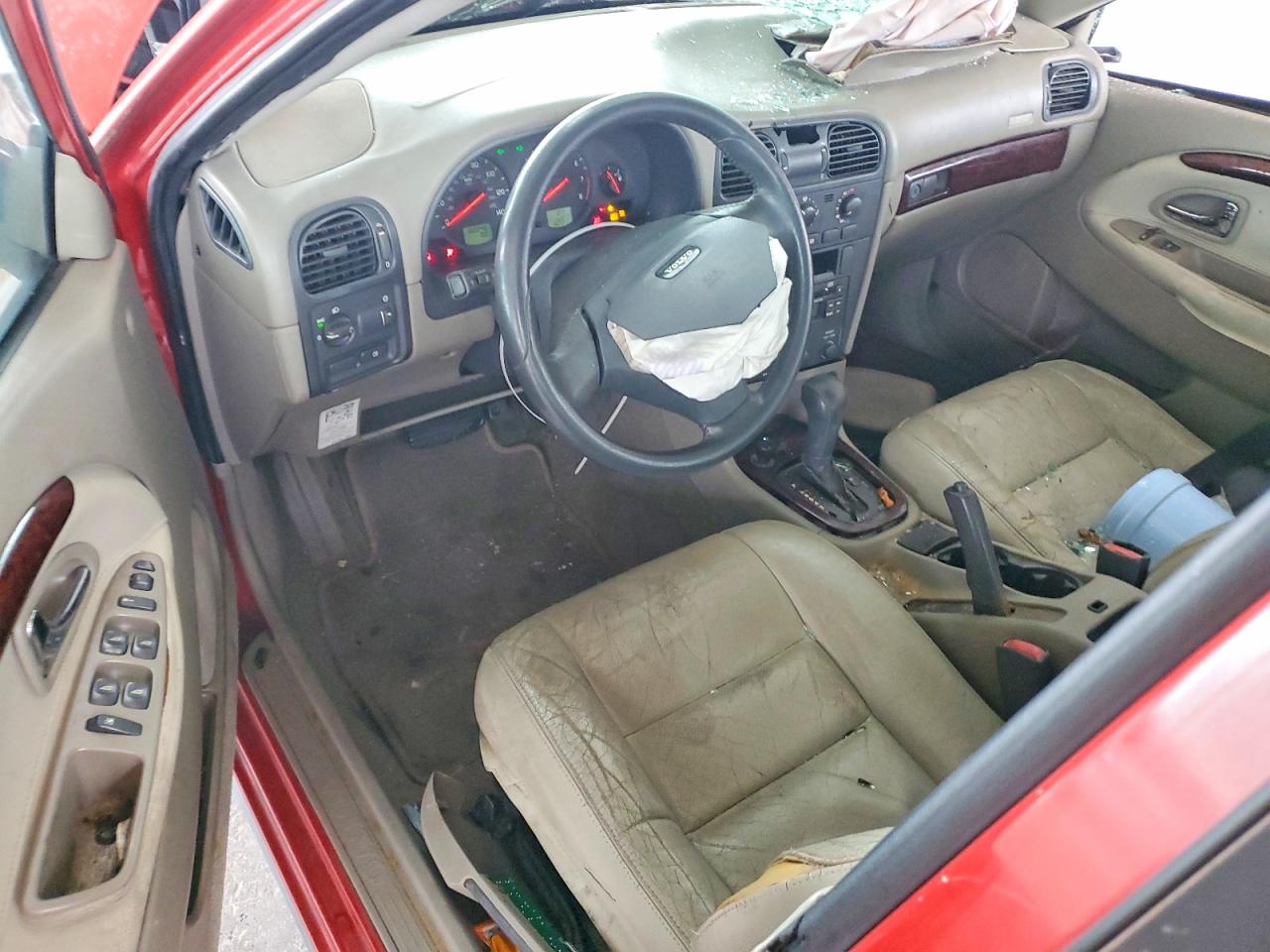 2004 VOLVO V40 1.9T photo 8
