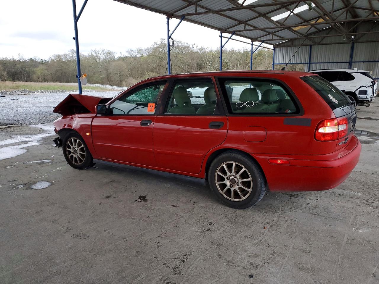 2004 VOLVO V40 1.9T photo 2