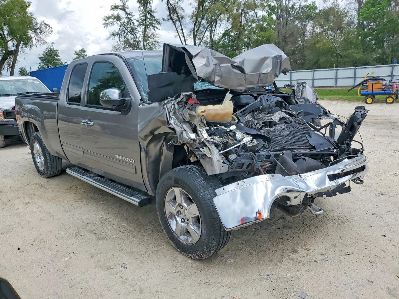 2012 GMC SIERRA C1500 SLE photo 7