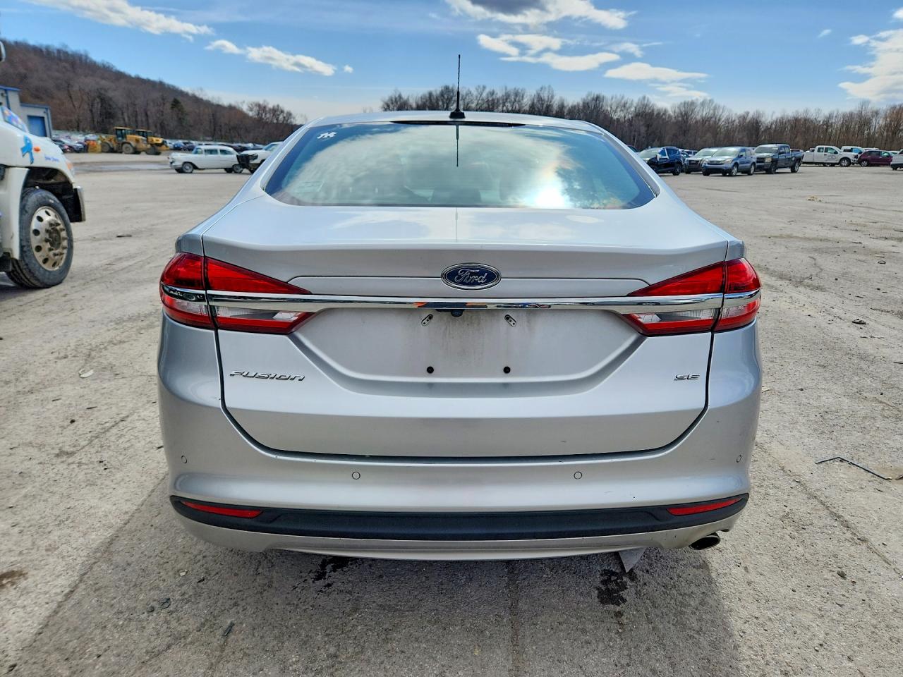 2017 FORD FUSION SE photo 6