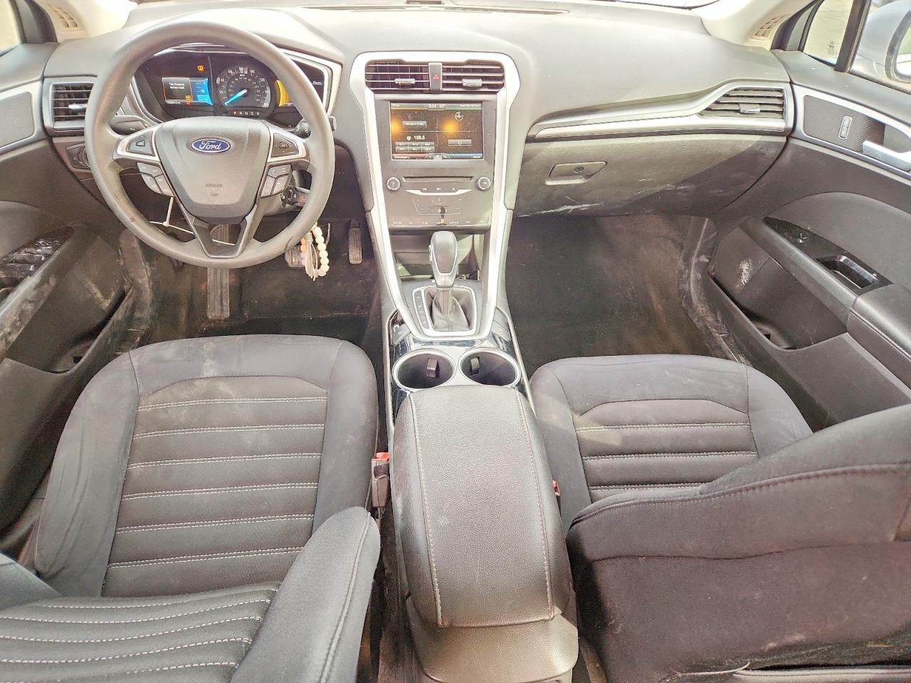 2013 FORD FUSION SE photo 15