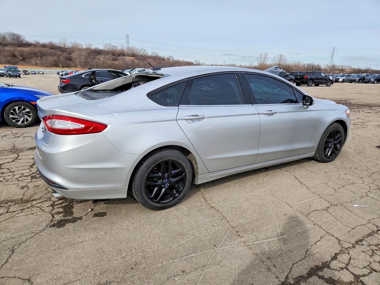 2013 FORD FUSION SE photo 5