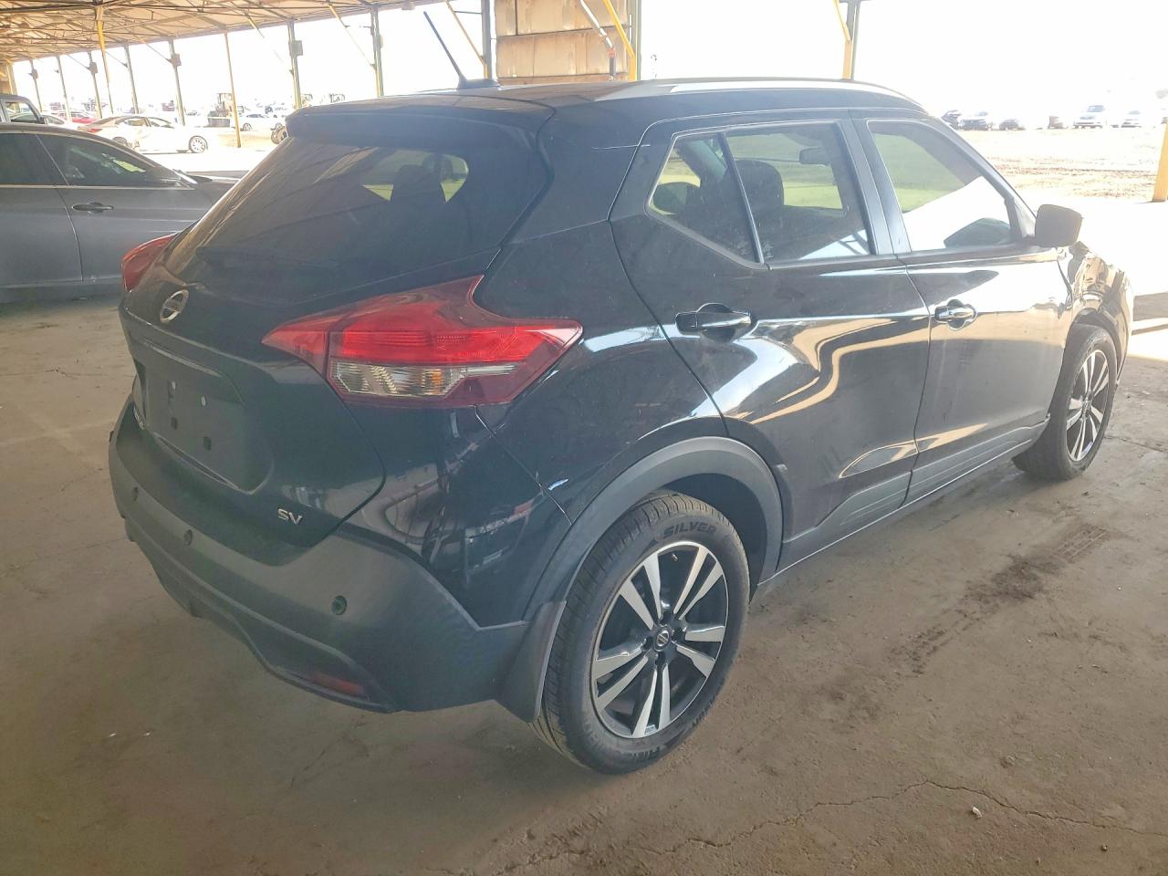 2020 NISSAN KICKS SV photo 5