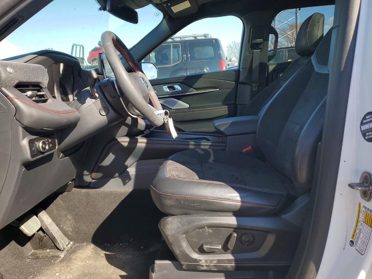 2025 FORD EXPLORER ST photo 7
