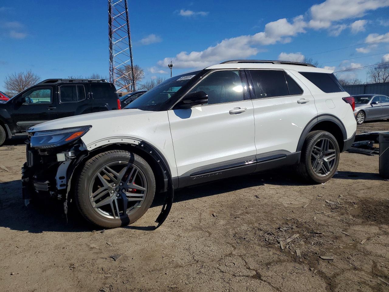 2025 FORD EXPLORER