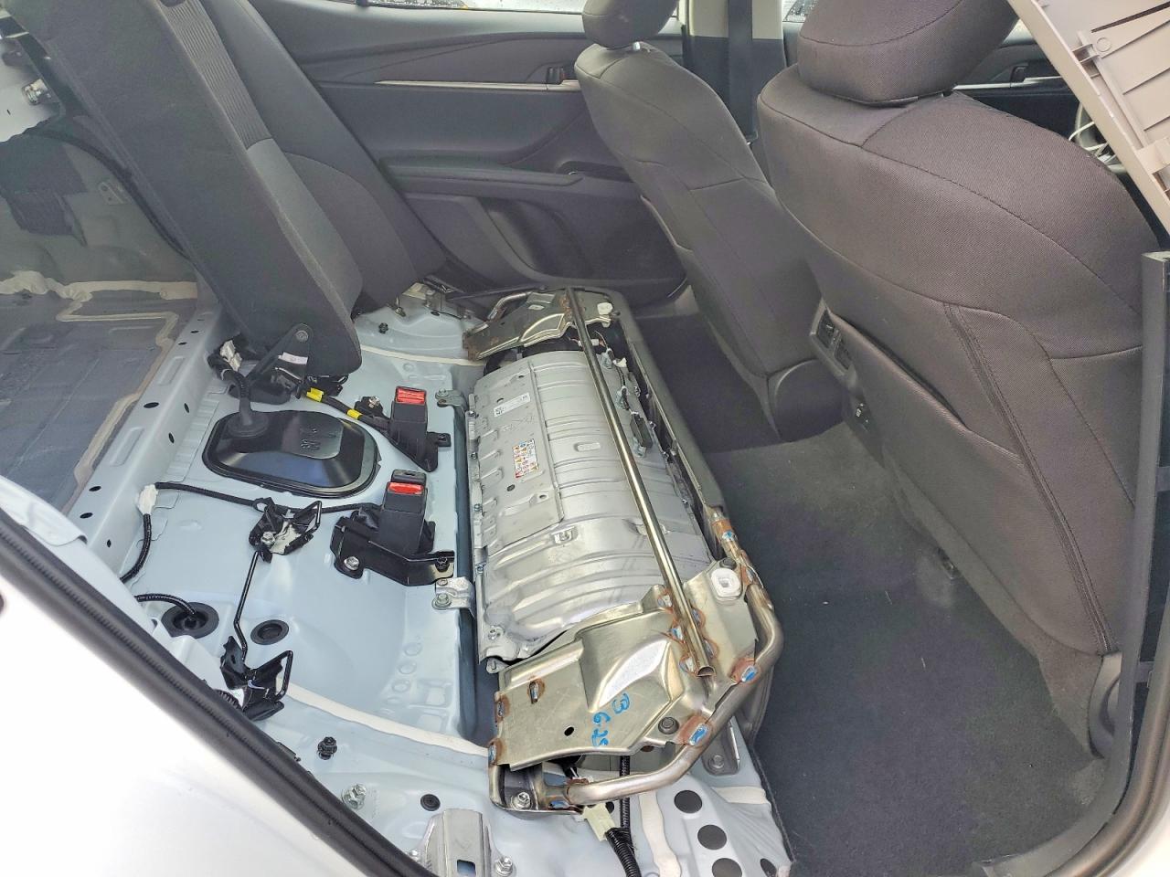 2025 TOYOTA CAMRY LE photo 19