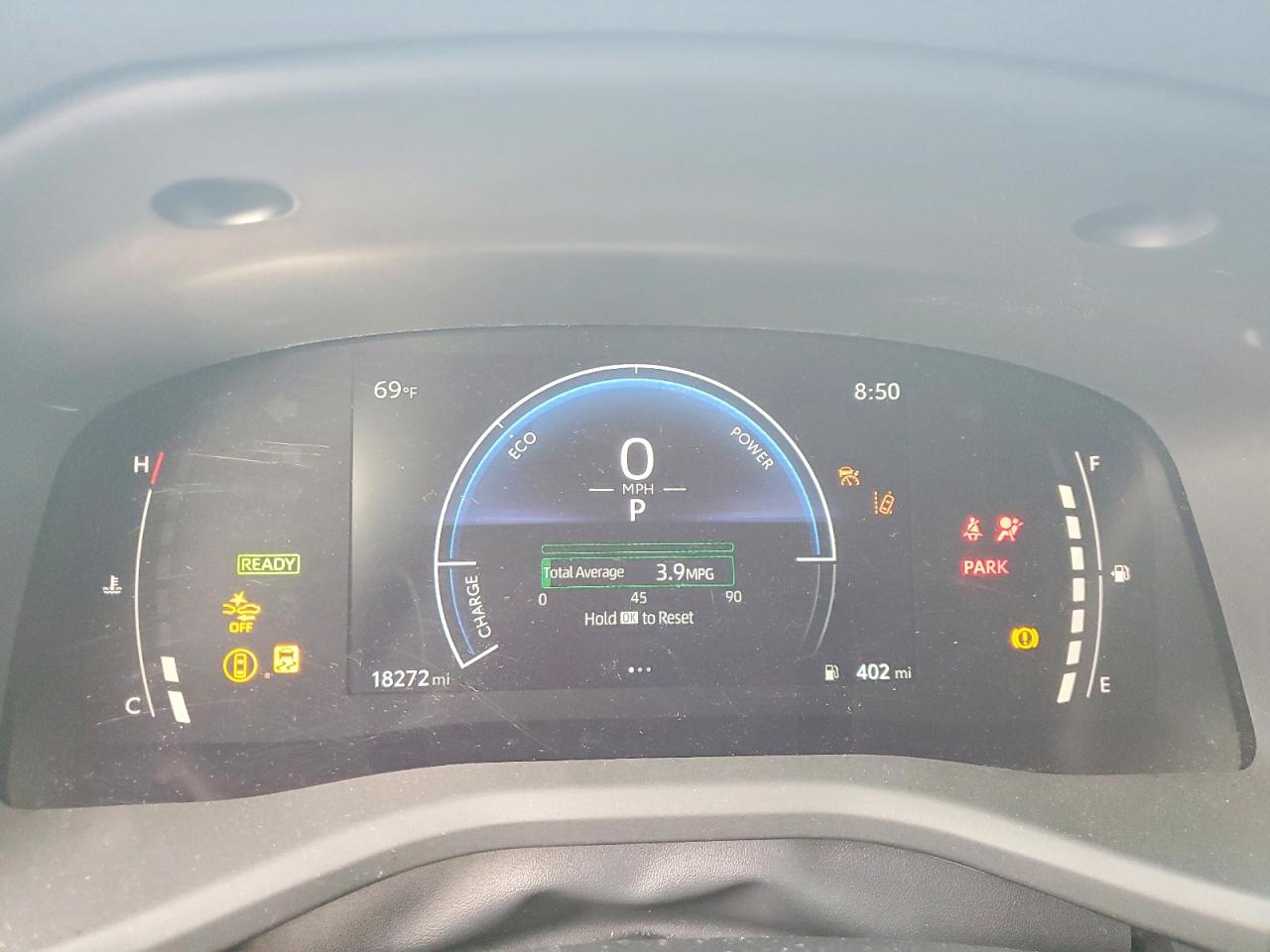 2025 TOYOTA CAMRY LE photo 17