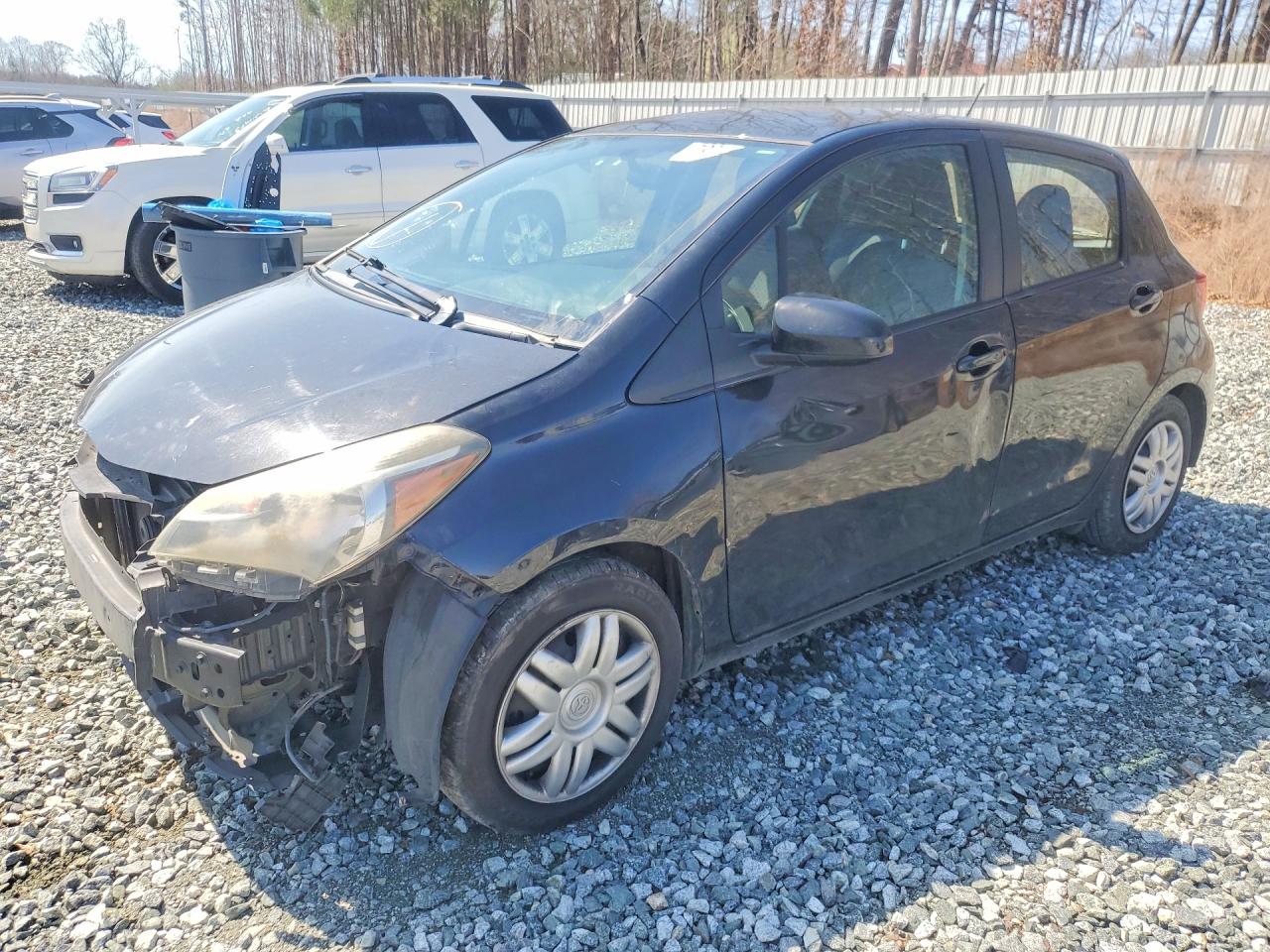 2015 TOYOTA YARIS