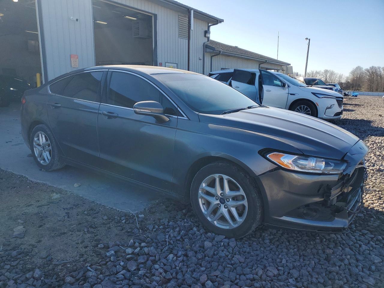 2014 FORD FUSION photo 13