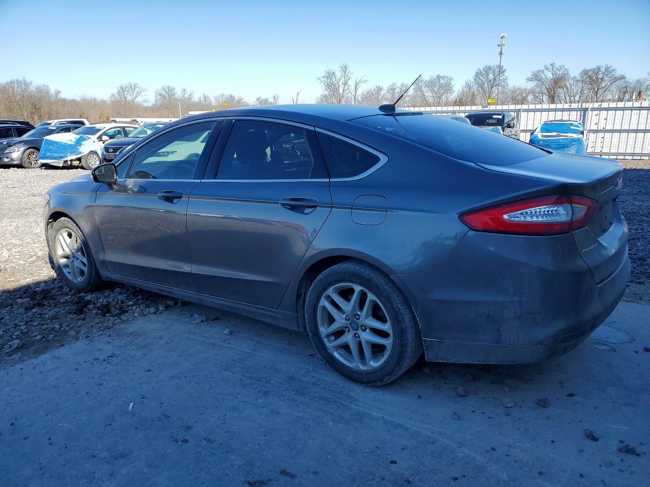 2014 FORD FUSION photo 5