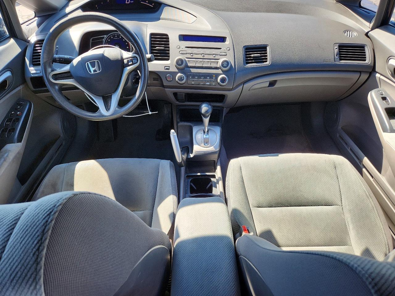 2010 HONDA CIVIC LX photo 22