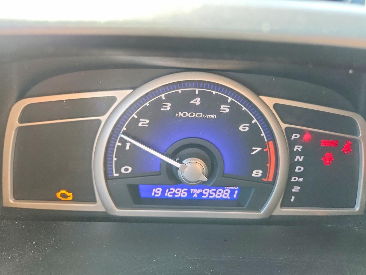 2010 HONDA CIVIC LX photo 25
