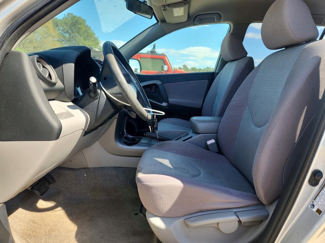 2006 TOYOTA RAV4 BASE photo 19