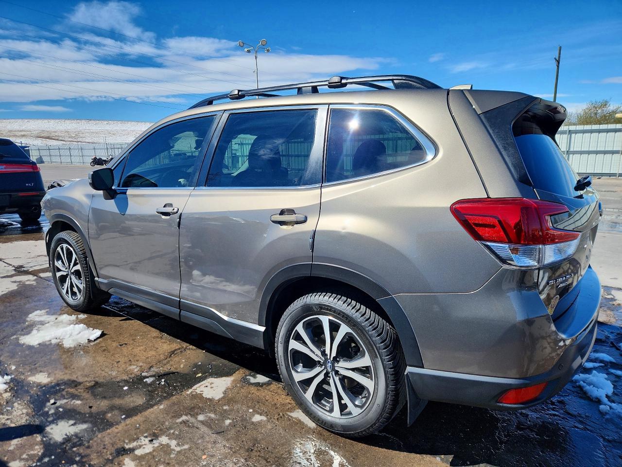 2021 SUBARU FORESTER LIMITED photo 2