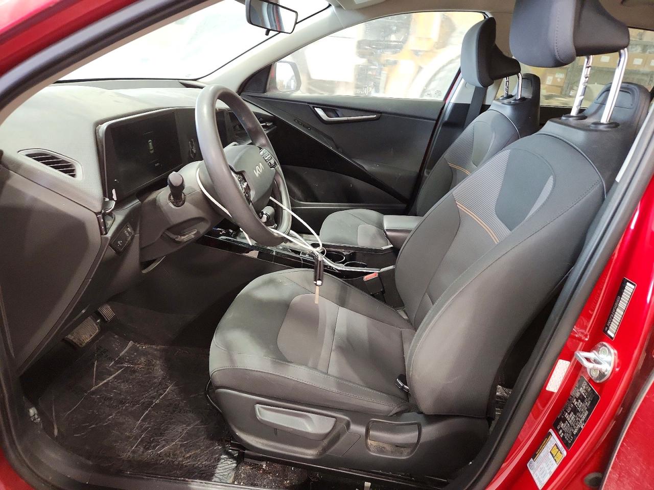 2023 KIA NIRO LX photo 13