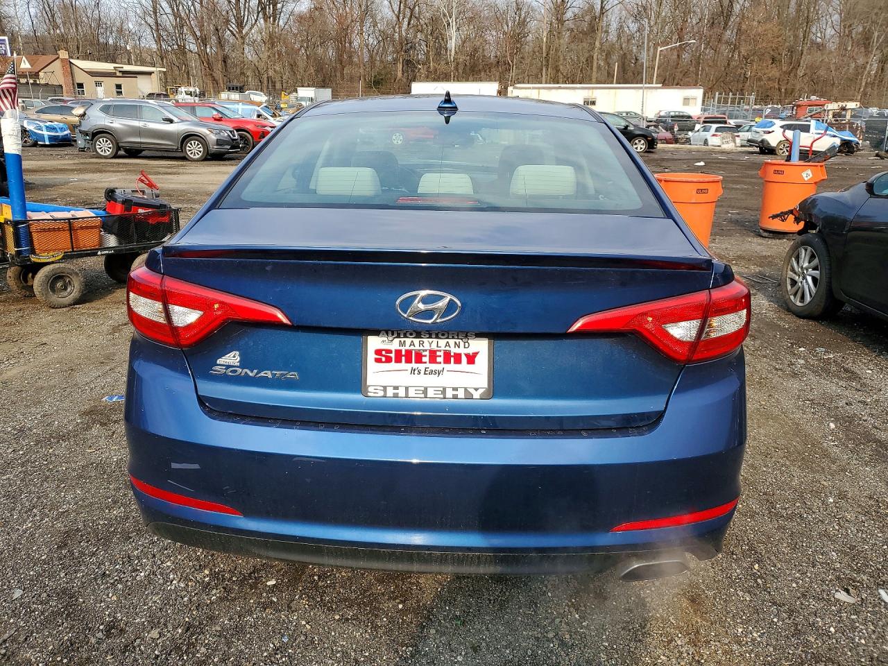 2015 HYUNDAI SONATA SE photo 16