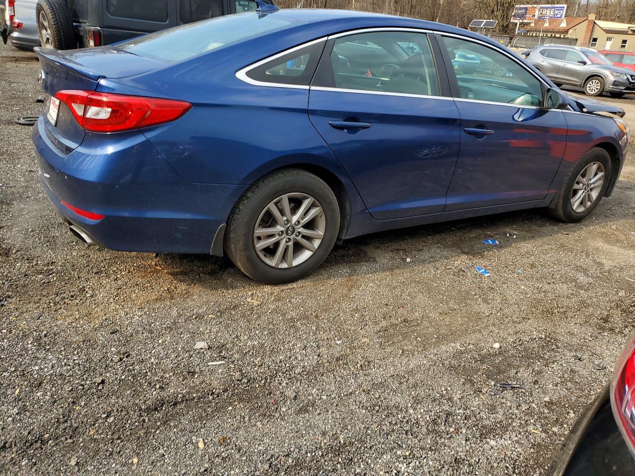 2015 HYUNDAI SONATA SE photo 7