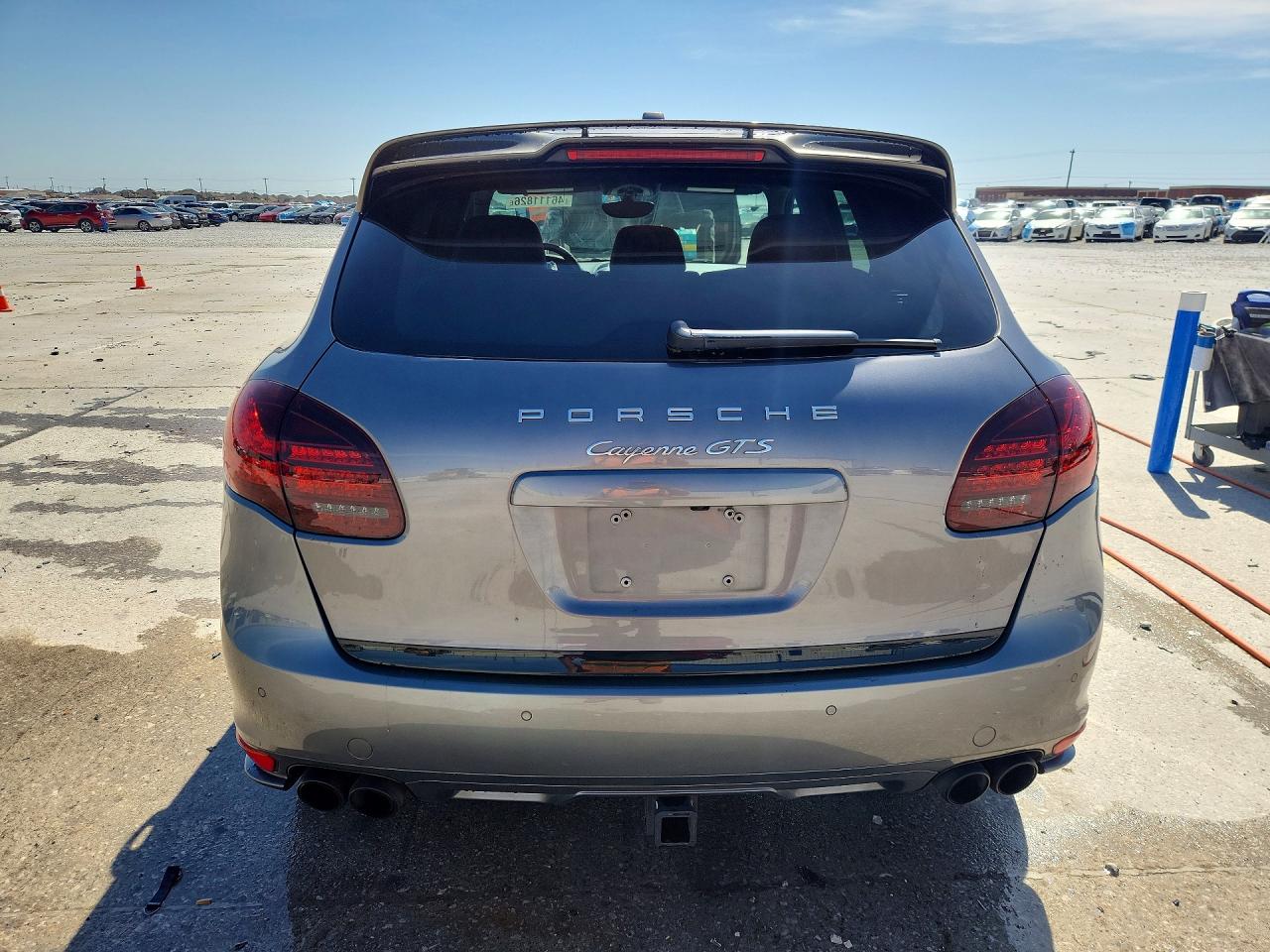 2013 PORSCHE CAYENNE GTS photo 6