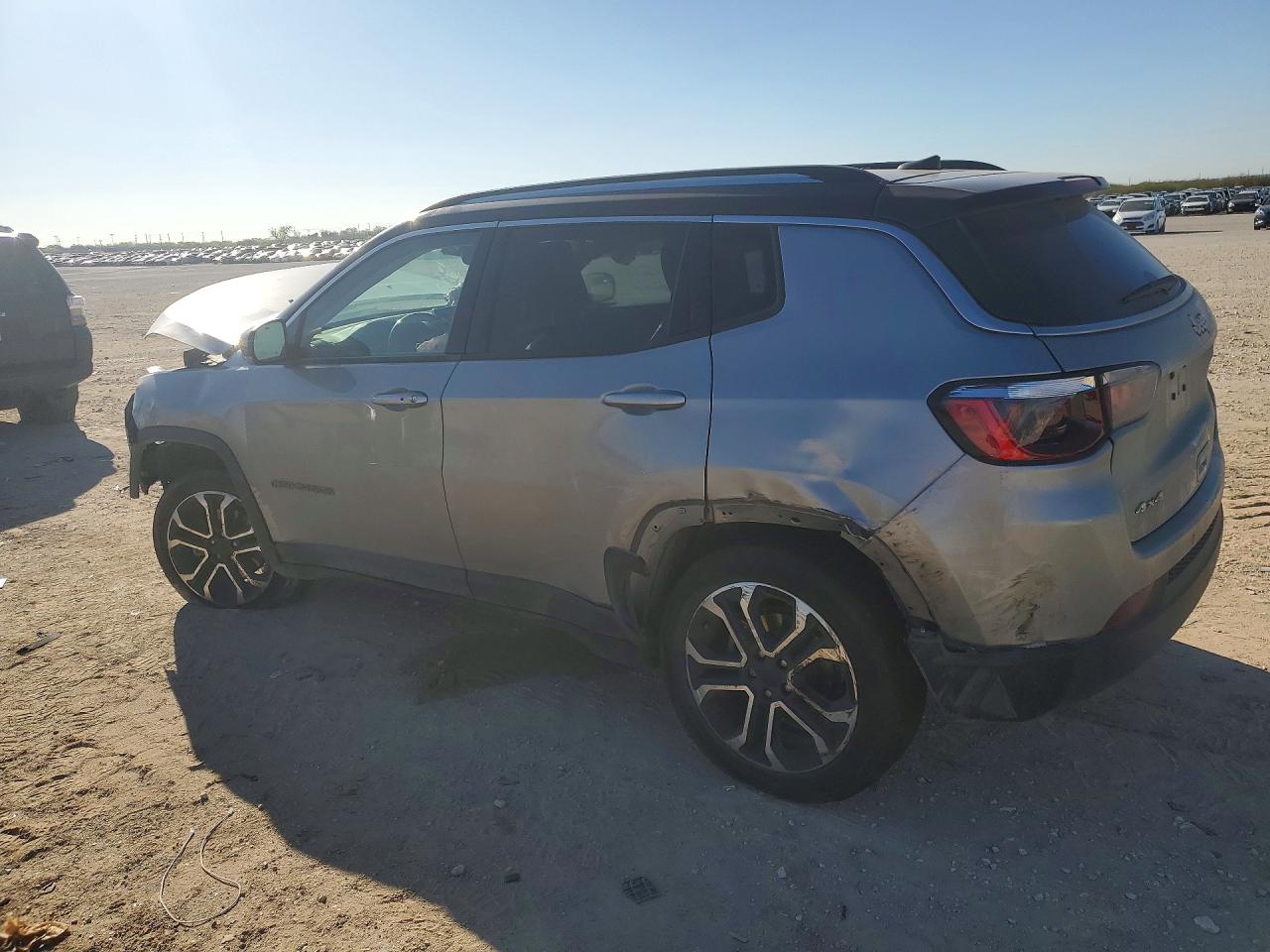 2022 JEEP COMPASS LIMITED photo 2