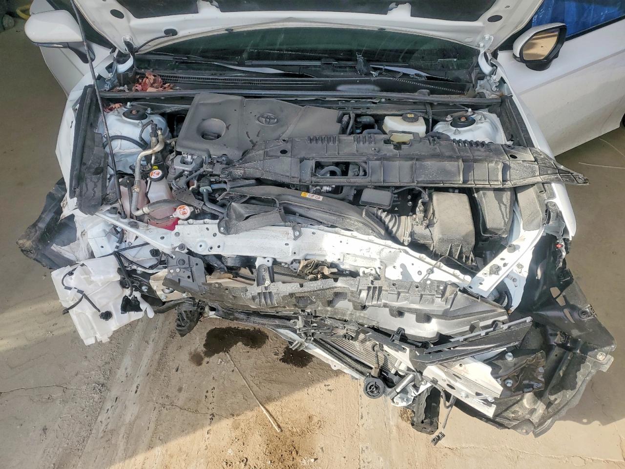 2025 TOYOTA CAMRY SE photo 21