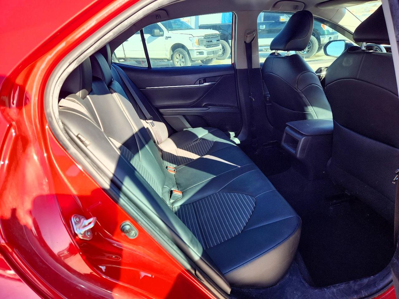 2022 TOYOTA CAMRY SE photo 28