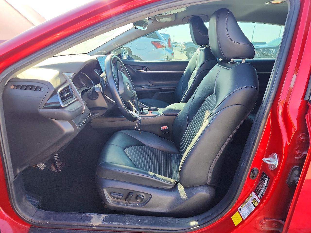 2022 TOYOTA CAMRY SE photo 19